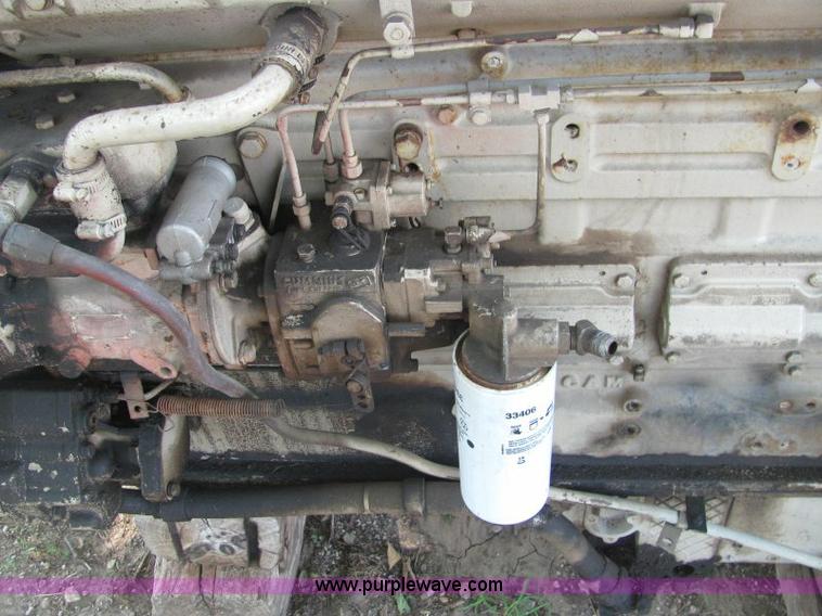 image for item F9769 Cummins big cam 350 HP diesel engine