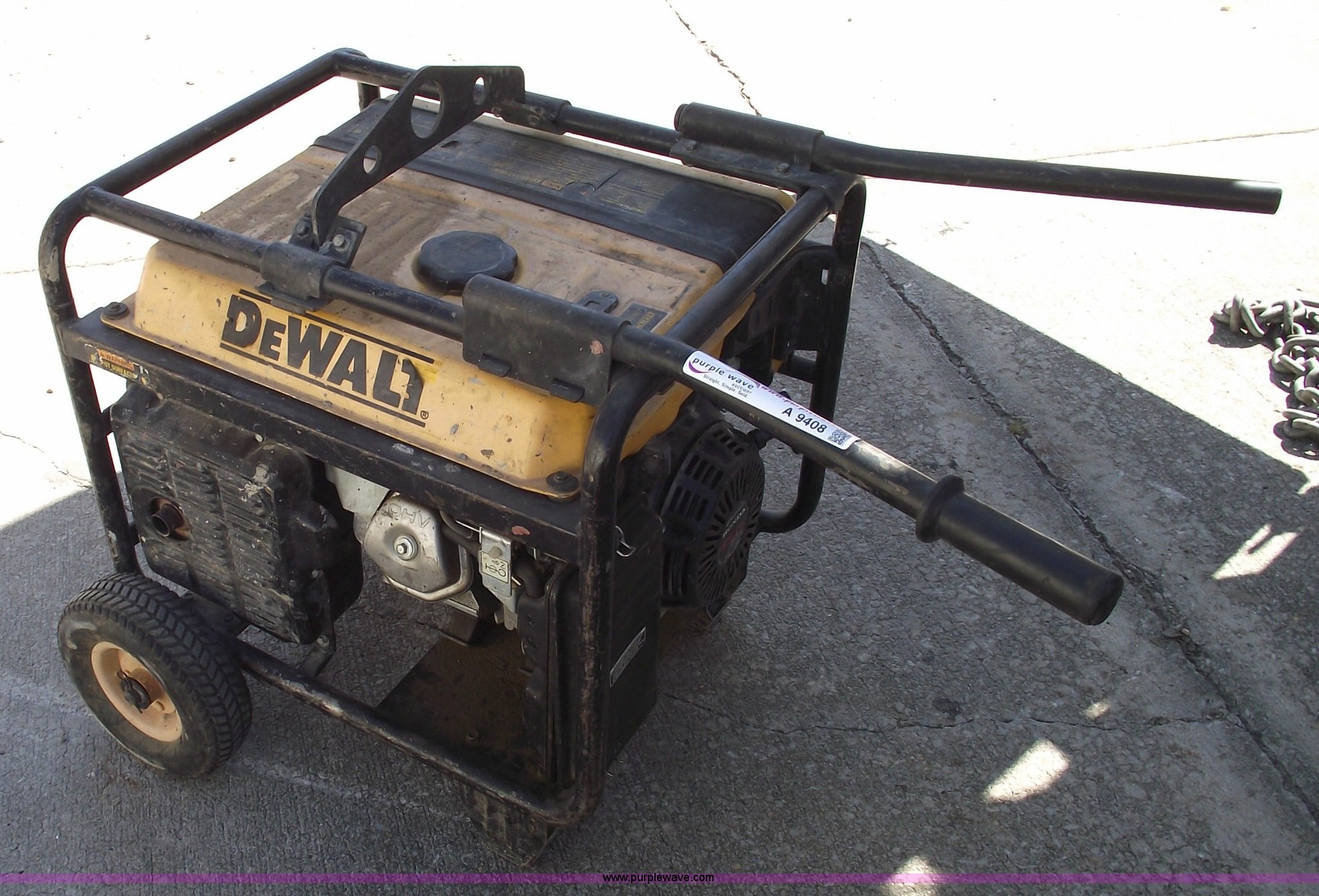 Dewalt DG6000 generator in Columbia, MO Item A9408 sold Purple Wave