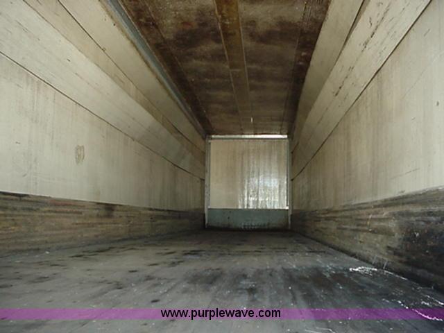 image for item A1243 1992 Wabash 48' semi trailer