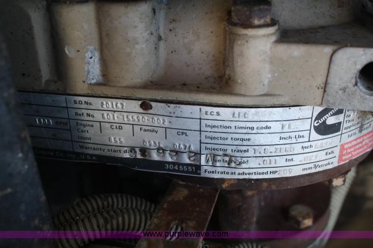 image for item A2308 1986 Freightliner FLC-64T semi truck