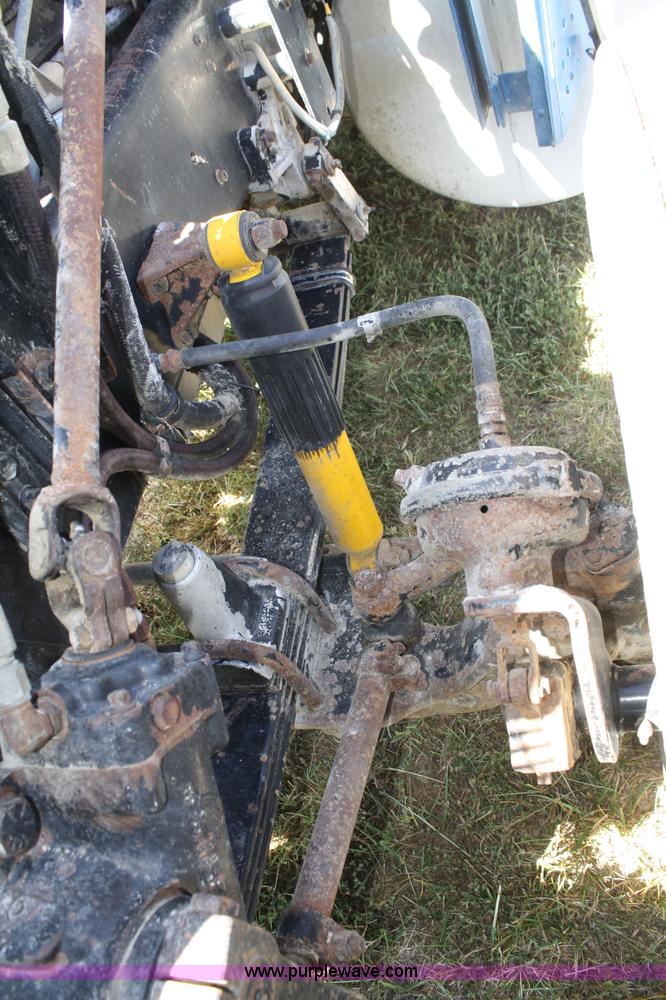 image for item A2308 1986 Freightliner FLC-64T semi truck