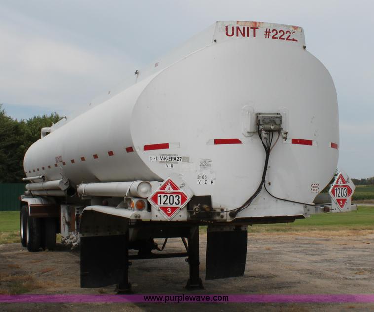 image for item A2717 1986 VIM tanker trailer