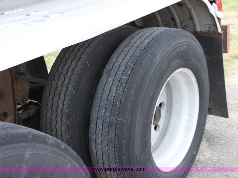 image for item A2717 1986 VIM tanker trailer