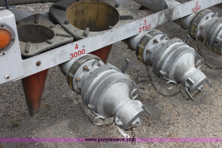 image for item A2717 1986 VIM tanker trailer