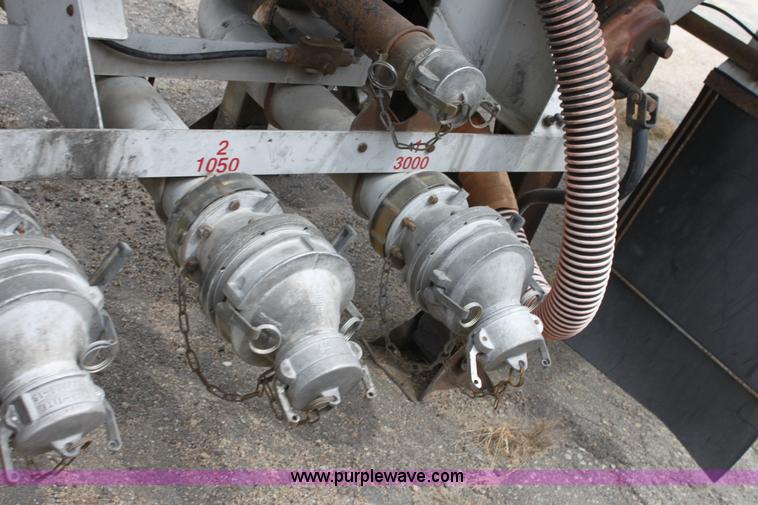 image for item A2717 1986 VIM tanker trailer