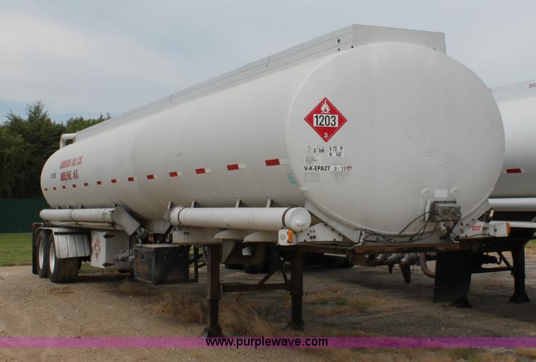 image for item A2718 1979 Pullman Trailmobile tanker trailer