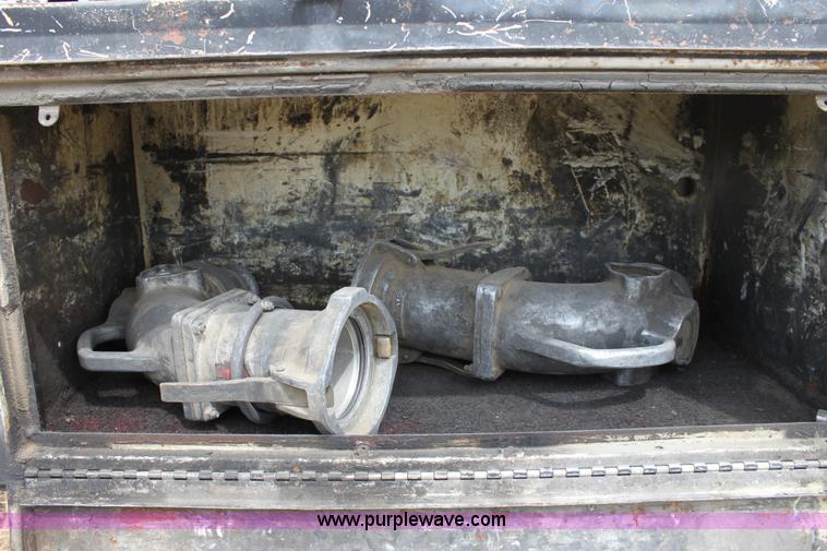 image for item A2718 1979 Pullman Trailmobile tanker trailer