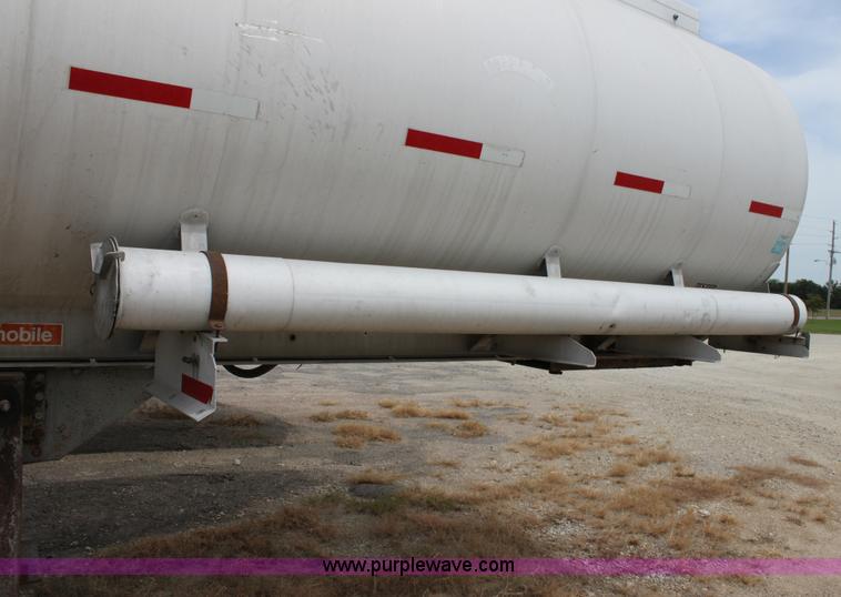 image for item A2718 1979 Pullman Trailmobile tanker trailer
