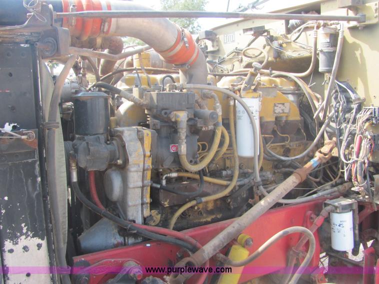 image for item A3535 1990 Peterbilt 379 semi truck