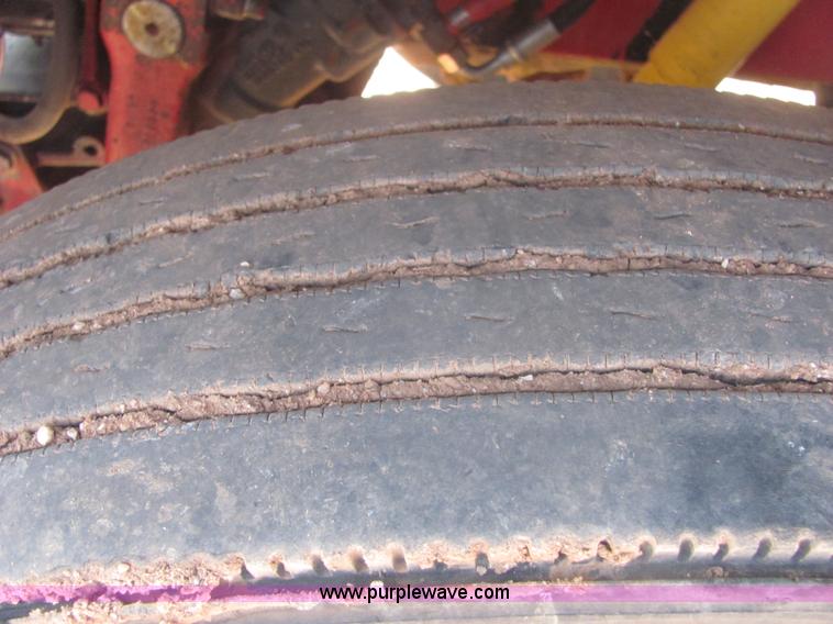 image for item A3535 1990 Peterbilt 379 semi truck