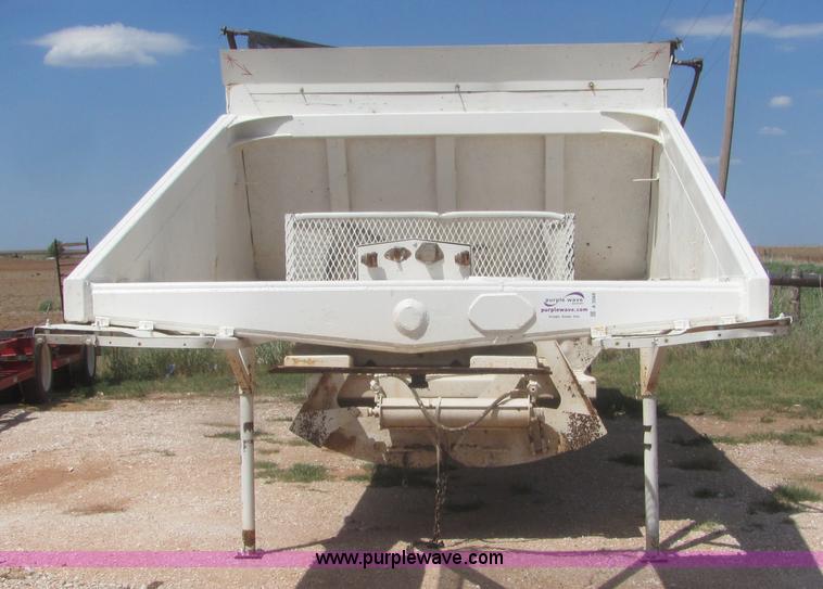 image for item A3568 1990 Ranco belly dump trailer