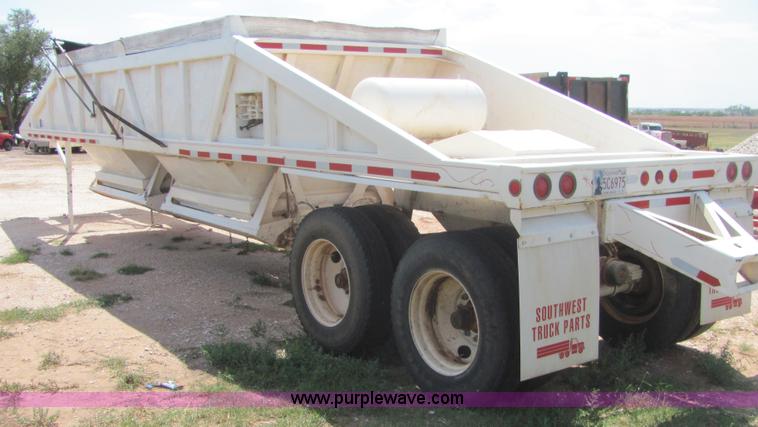 image for item A3568 1990 Ranco belly dump trailer