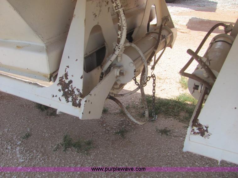 image for item A3568 1990 Ranco belly dump trailer