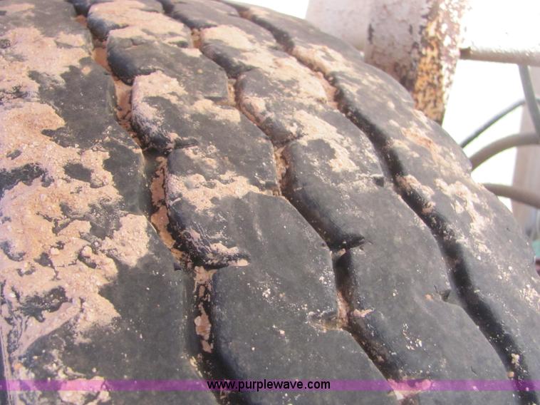 image for item A3568 1990 Ranco belly dump trailer