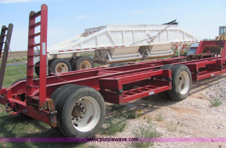 image for item A3570 2005 shop built expandable combine trailer