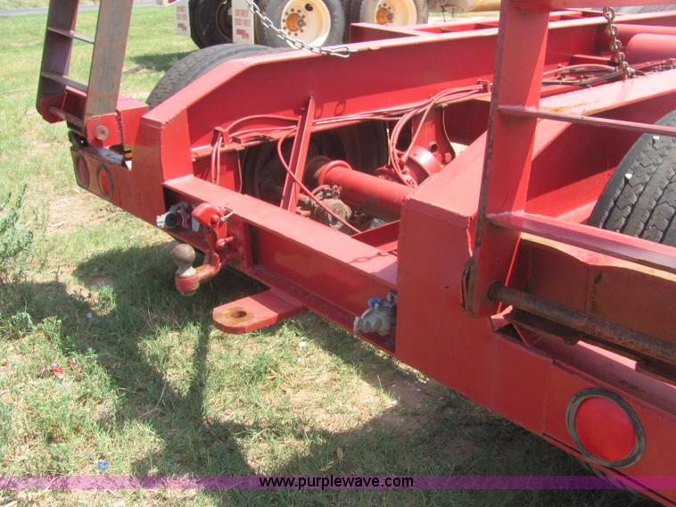 image for item A3570 2005 shop built expandable combine trailer