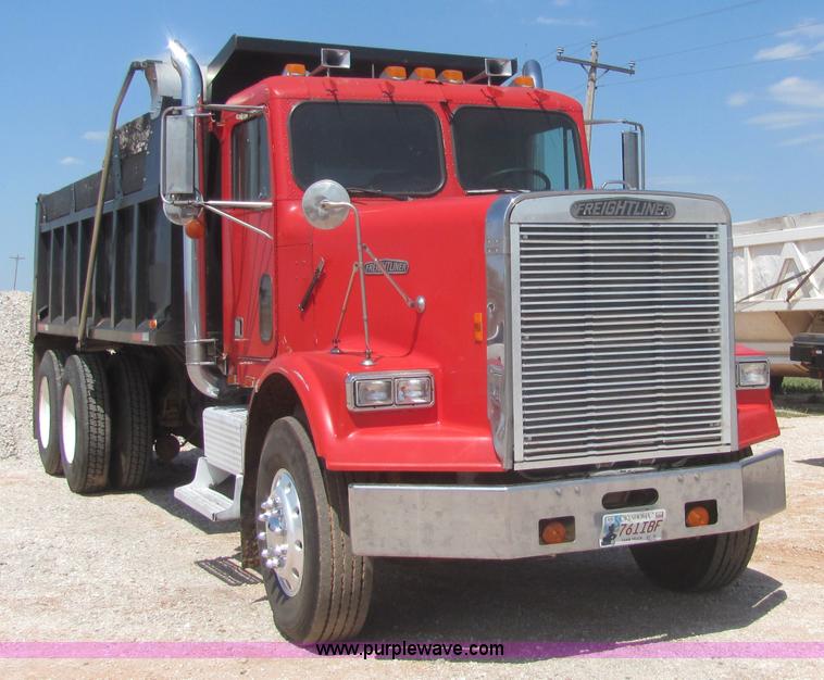 image for item A3571 1988 Freightliner FC60 dump truck