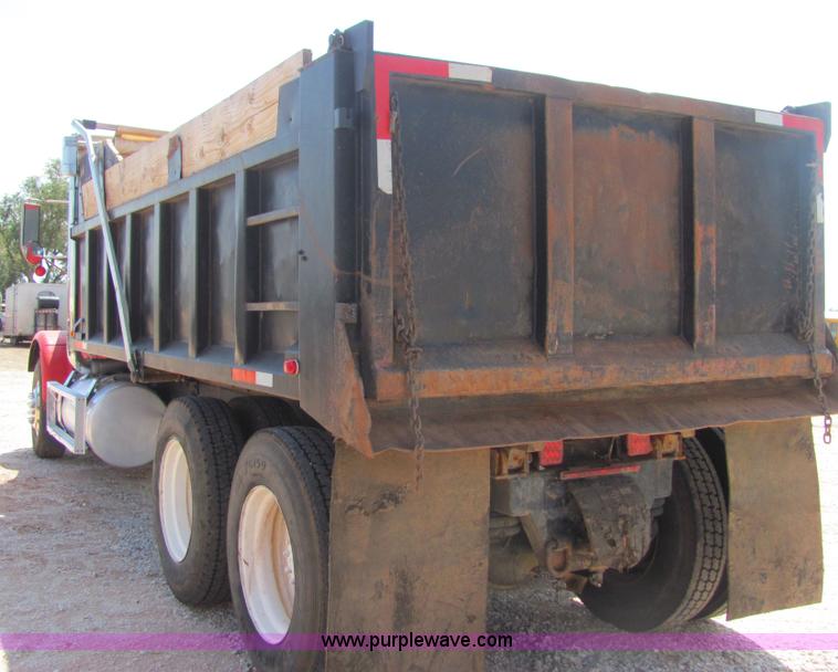 image for item A3571 1988 Freightliner FC60 dump truck