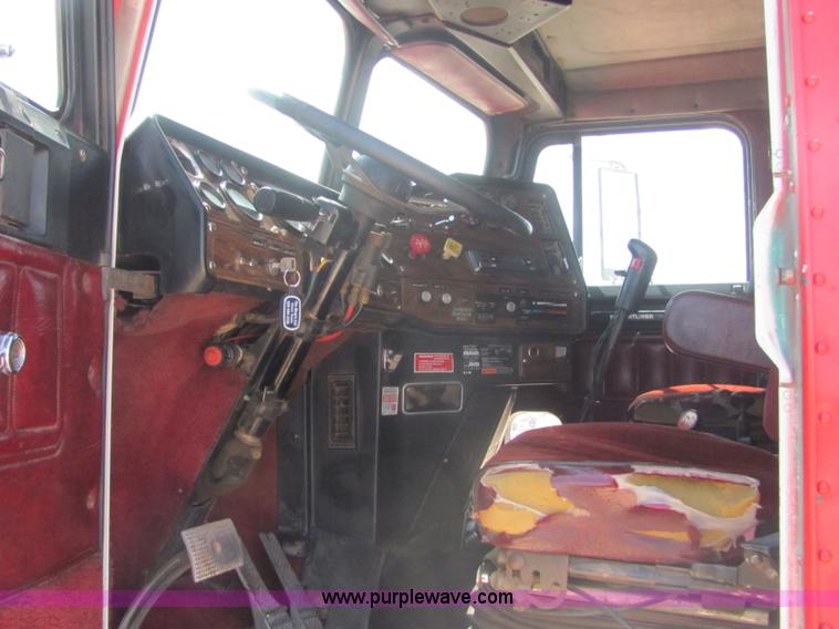 image for item A3571 1988 Freightliner FC60 dump truck