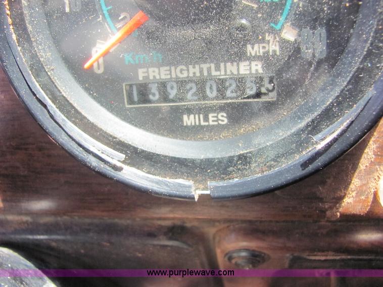 image for item A3571 1988 Freightliner FC60 dump truck