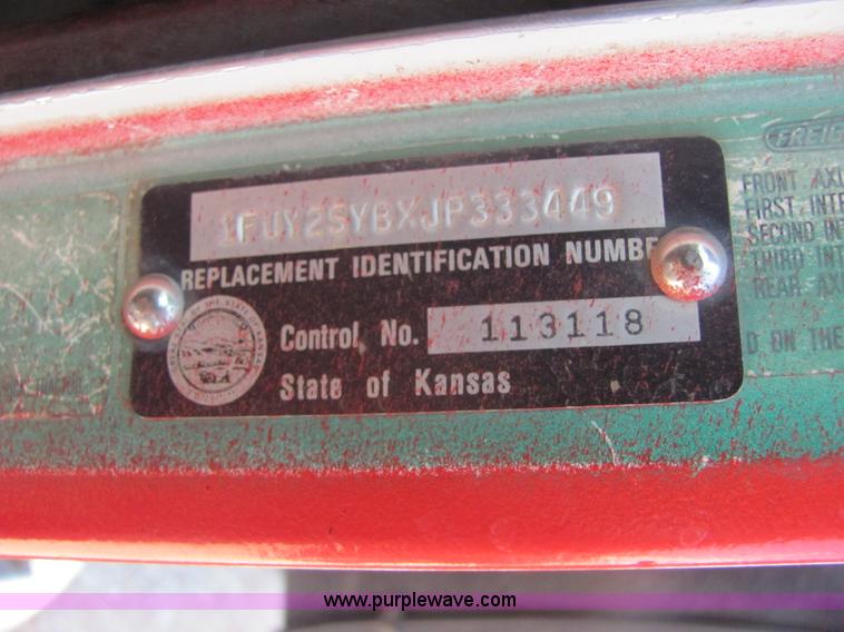 image for item A3571 1988 Freightliner FC60 dump truck