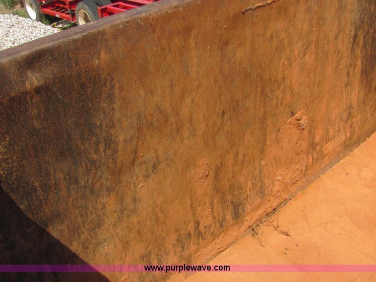 image for item A3571 1988 Freightliner FC60 dump truck