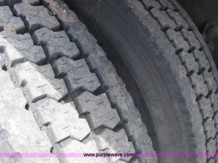 image for item A3571 1988 Freightliner FC60 dump truck