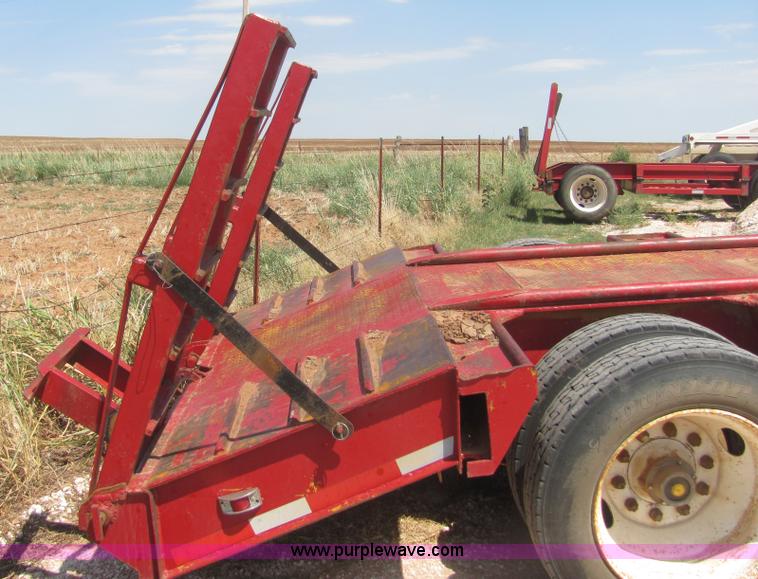 image for item A3572 1975 Load King 35 ton flatbed trailer