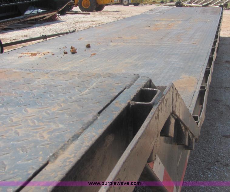 image for item A3574 1999 Ledwell hydraulic tail equipment trailer