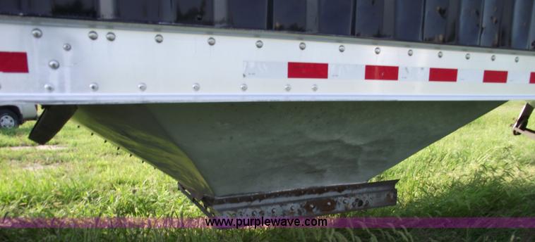 image for item A4027 2005 Jet 42' aluminum grain trailer