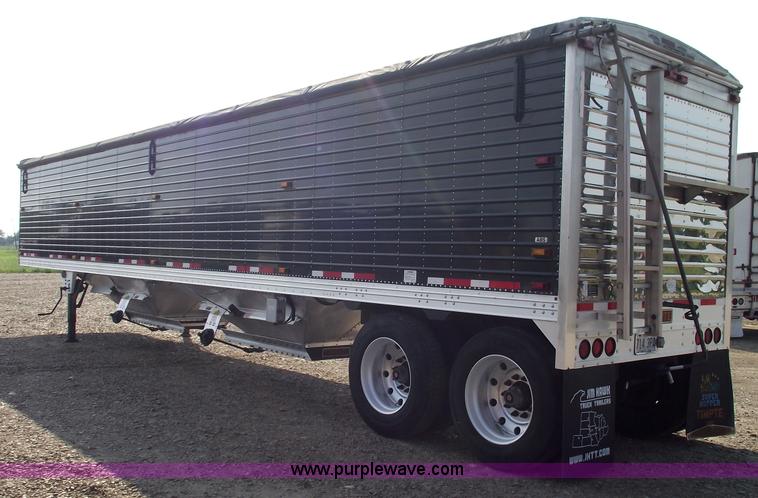 image for item A4028 2007 Timpte Super Hopper 42' aluminum grain trailer