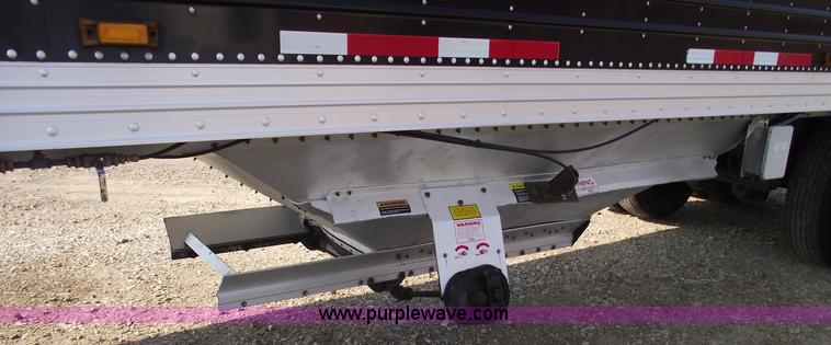 image for item A4028 2007 Timpte Super Hopper 42' aluminum grain trailer