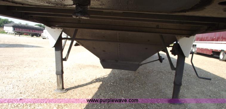 image for item A4028 2007 Timpte Super Hopper 42' aluminum grain trailer