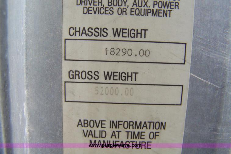 image for item A4503 1998 Kenworth T600 semi truck