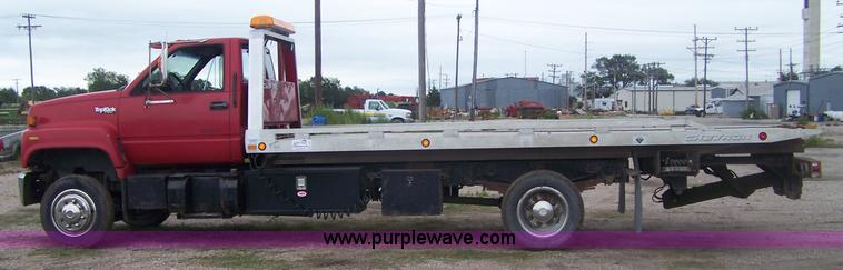 image for item A4511 1992 GMC TopKick roll back bed