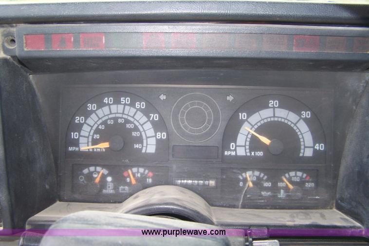 image for item A4511 1992 GMC TopKick roll back bed