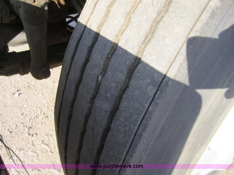 image for item A4710 1980 GMC Astro wrecker