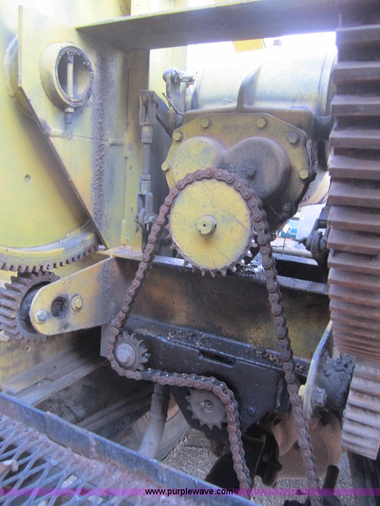 image for item A4710 1980 GMC Astro wrecker