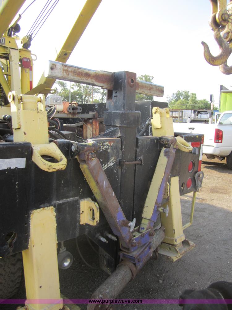 image for item A4710 1980 GMC Astro wrecker