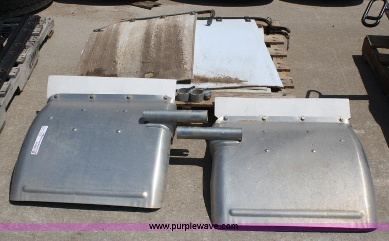 image for item A9073 Assorted semi truck parts