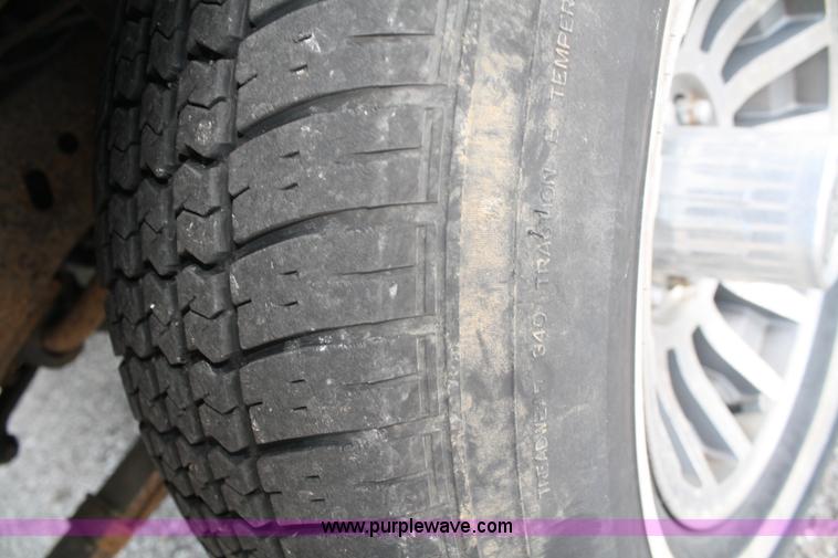 image for item A2268 1991 Jeep Grand Wagoneer SUV