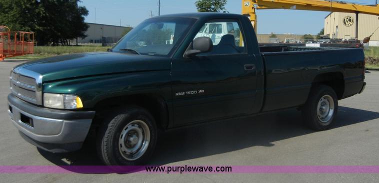 image for item A3081 1999 Dodge Ram 1500 pickup truck