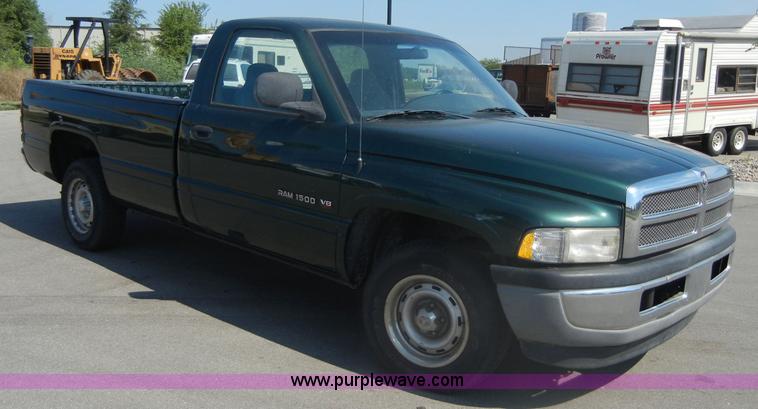 image for item A3081 1999 Dodge Ram 1500 pickup truck