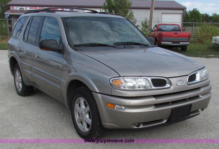 image for item A3532 2002 Oldsmobile Bravada SUV