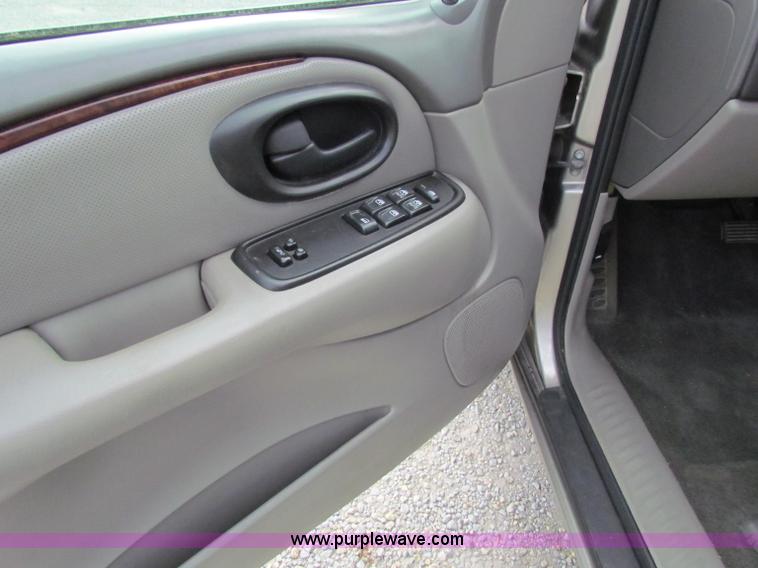 image for item A3532 2002 Oldsmobile Bravada SUV