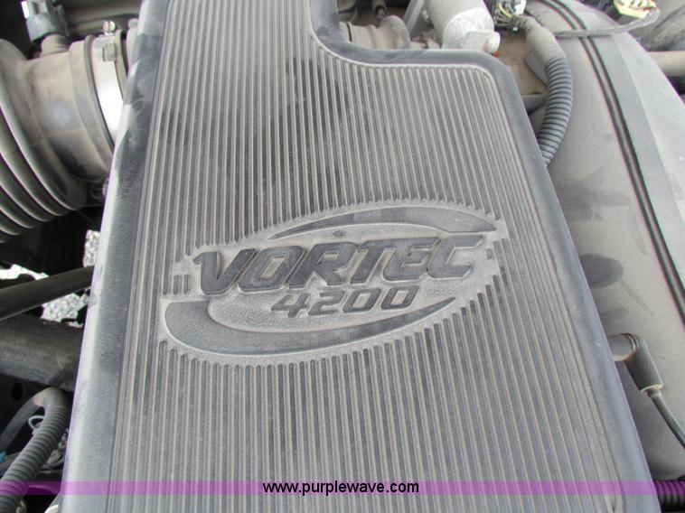 image for item A3532 2002 Oldsmobile Bravada SUV