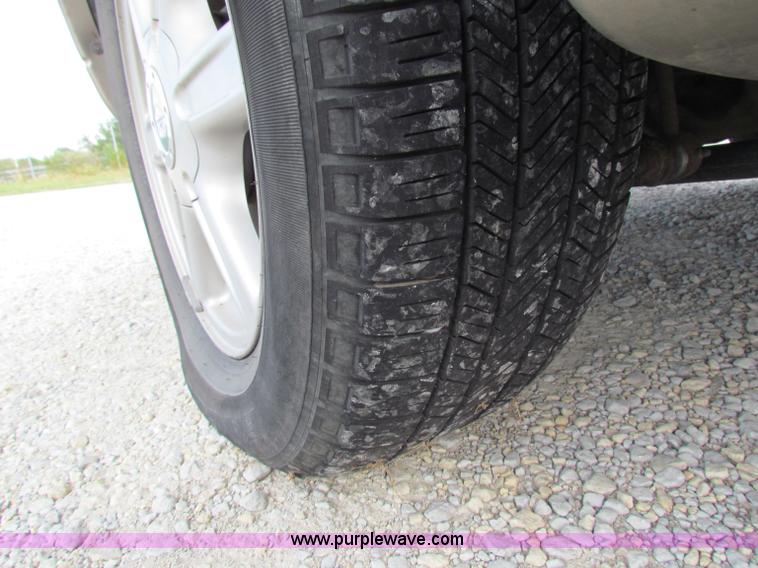 image for item A3532 2002 Oldsmobile Bravada SUV