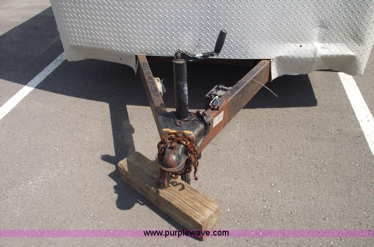 image for item A4018 2002 Continental 16' enclosed trailer