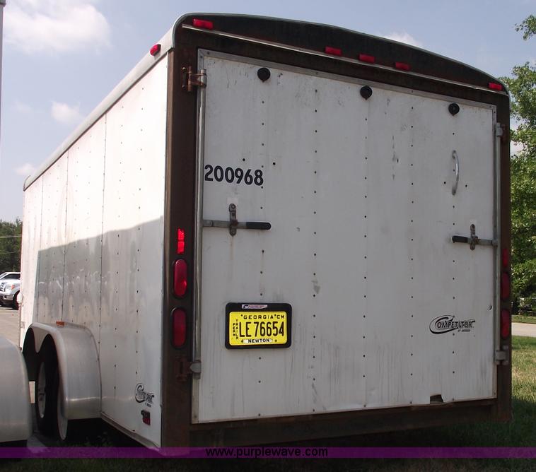 image for item A4019 2000 Avenger 16' enclosed trailer