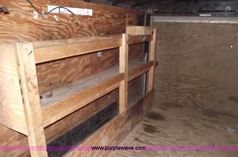 image for item A4019 2000 Avenger 16' enclosed trailer